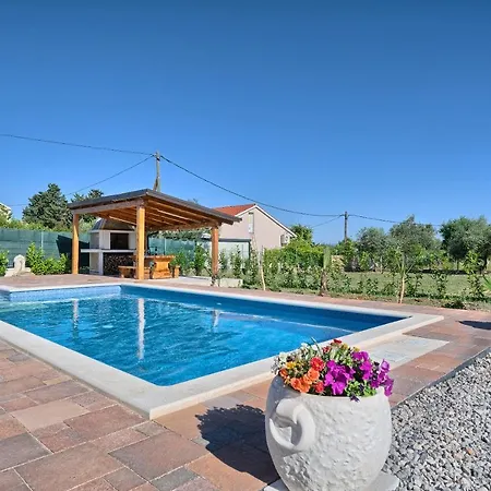 Casa de Férias Jakov Haus