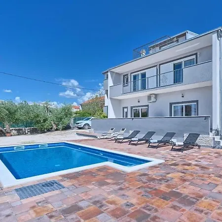 Jakov Haus Holiday home Kastela