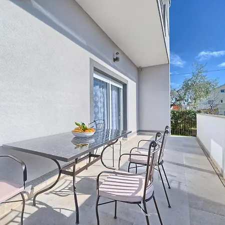 Jakov Haus * Kaštela