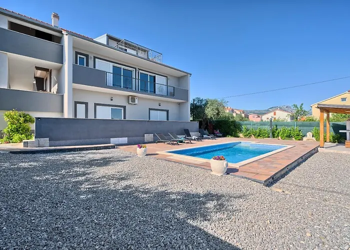 Jakov Haus * Kaštela