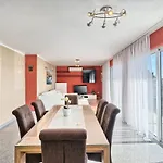 Jakov Haus Kaštela