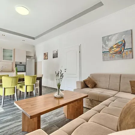 Vakantiehuis Jakov Haus *