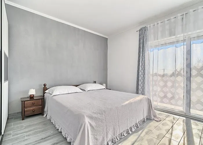 Jakov Haus * Kaštela