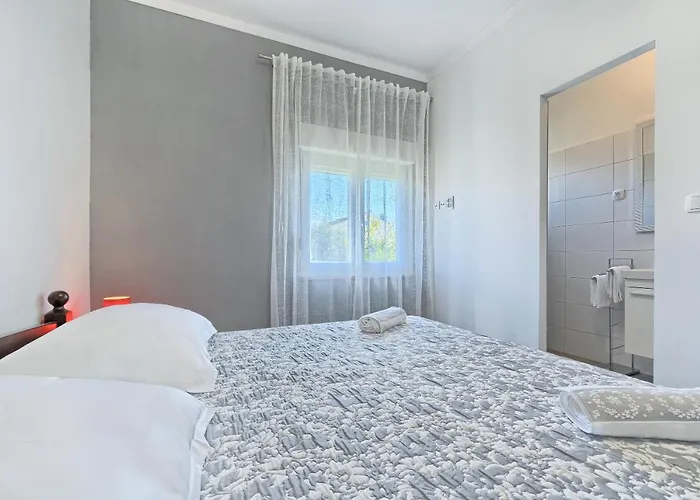 Jakov Haus * Kaštela