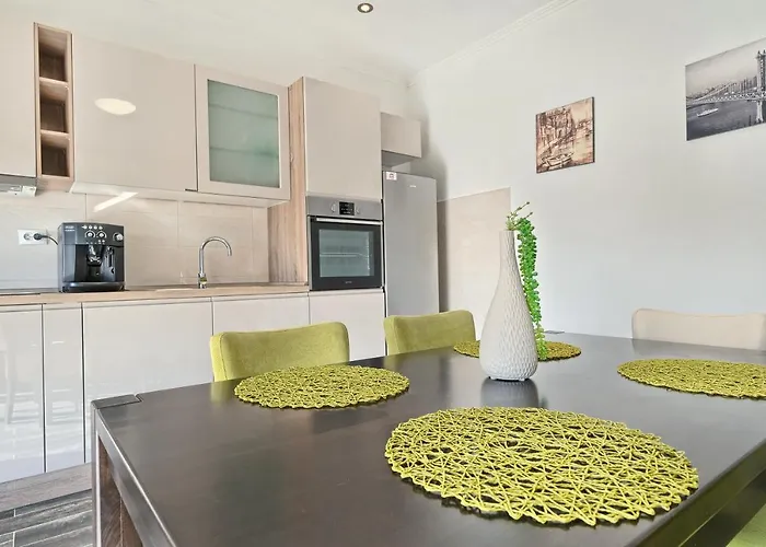 Jakov Haus בית נופש Kaštela